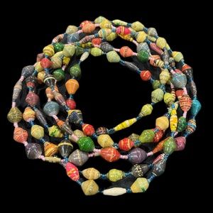 Set of 2 Paper Trade Bead Necklaces